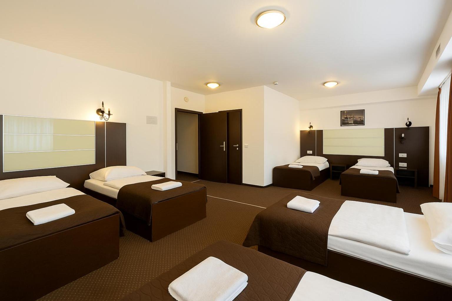 Hotel Junior 2 — Fotos 3
